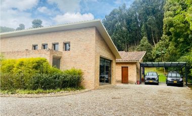VENDO CASA UN PISO 6.400 M2 LOTE - CAJICA