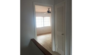 ALQUILER DUPLEX CLAYTON