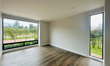 CASA CHIA | SAN JACINTO - VENTA!!!!!! 5 habs, 5.5 bños, 430mts