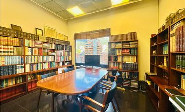QUINTA CAMACHO - ARRIENDO!!! OFICINA 200mts,2 Baños