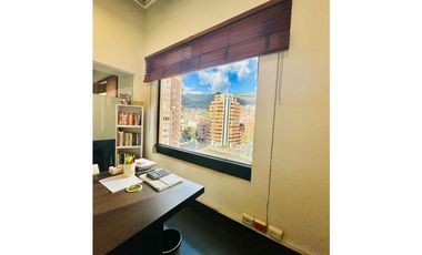 QUINTA CAMACHO - ARRIENDO!!! OFICINA 200mts,2 Baños