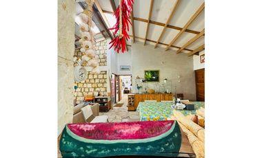 CALERA/ FRAILEJONAL - VENTA!! 4 hbs, 4 bñs,  272.65 mts