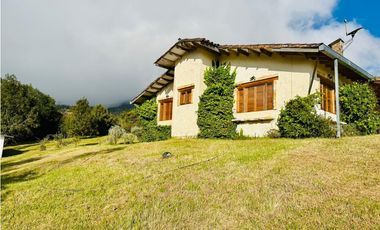 CALERA/ FRAILEJONAL - VENTA!! 4 hbs, 4 bñs,  272.65 mts