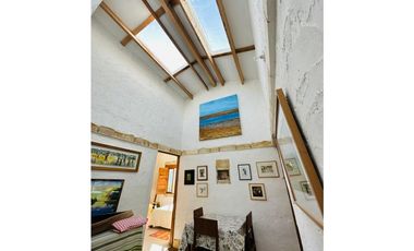 CALERA/ FRAILEJONAL - VENTA!! 4 hbs, 4 bñs,  272.65 mts