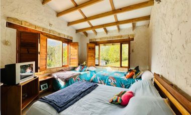 CALERA/ FRAILEJONAL - VENTA!! 4 hbs, 4 bñs,  272.65 mts