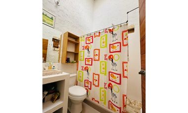 CALERA/ FRAILEJONAL - VENTA!! 4 hbs, 4 bñs,  272.65 mts