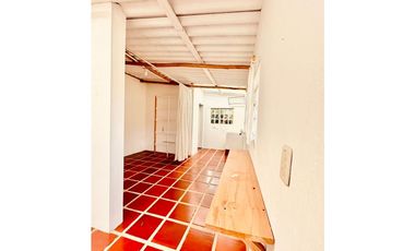 CALERA/ FRAILEJONAL - VENTA!! 4 hbs, 4 bñs,  272.65 mts