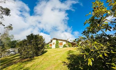 CALERA/ FRAILEJONAL - VENTA!! 4 hbs, 4 bñs,  272.65 mts