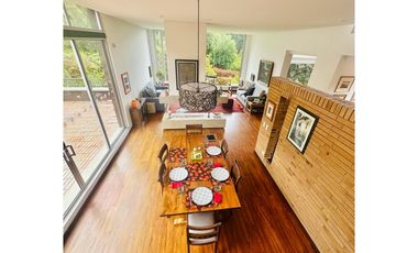 CASA CALERA 310MTS + 50MTS TRRZA 4HABS 4.5BÑ Arriendo 10.5M