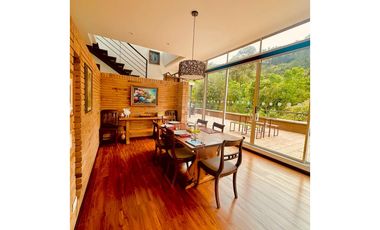 CASA CALERA 310MTS + 50MTS TRRZA 4HABS 4.5BÑ Arriendo 10.5M