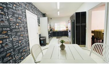 Venta de casa en Altos del Panamá