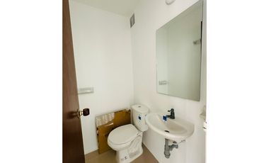 CONSULTORIO!!! ARRIENDO ANTIGUO COUNTRY 30mts 3.4M (admin incluida)