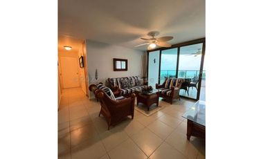 SE ALQUILA APARTAMENTO EN PLAYA BLANCA