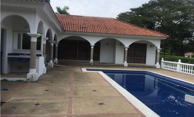 VENTA CASA DE DESCANSO EN GIRARDOT