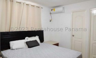 Alquiler de Casa en Brisas del Golf 24-4784