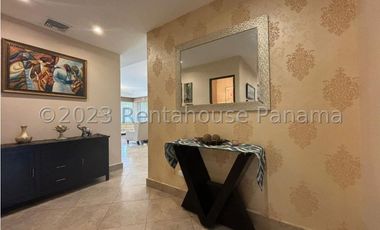 Alquiler de Apartamento en Clayton