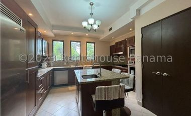 Alquiler de Apartamento en Clayton