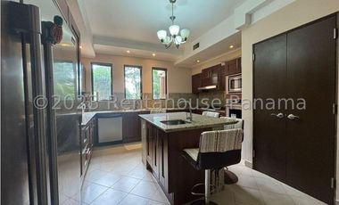 Alquiler de Apartamento en Clayton