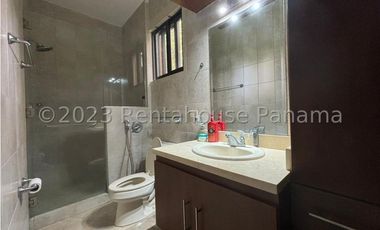 Alquiler de Apartamento en Clayton