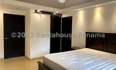 Alquiler de Apartamento en Clayton