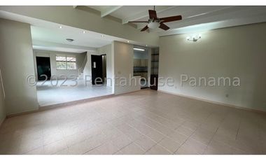 Alquiler de Casa en Ancon