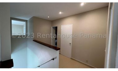 Alquiler de Casa en Ancon