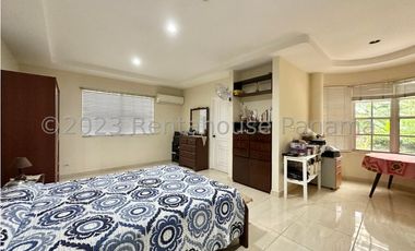 Venta de Casa en Las Cumbres