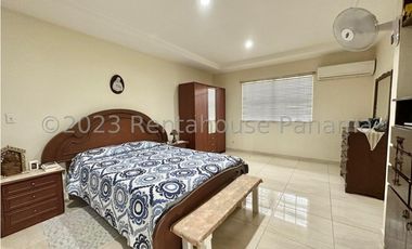 Venta de Casa en Las Cumbres