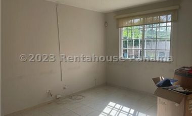 Venta de Casa en Villa Lucre