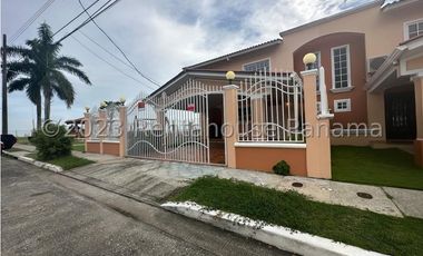 Venta de Casa en Villa Lucre