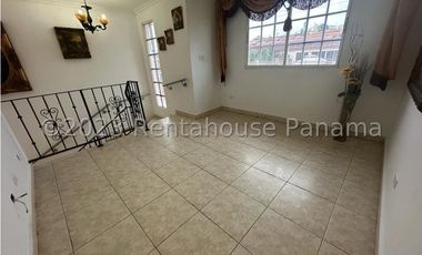 Venta de Casa en Villa Lucre