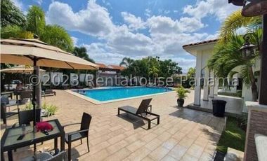 Venta de Casa en Versalles