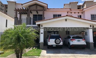 Venta de Casa en Versalles