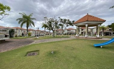 Venta de Casa en Brisas del Golf