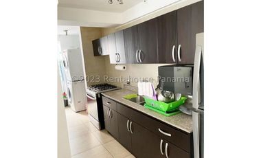 Venta de Apartamento en Carrasquilla 24-1681