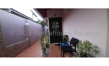 Venta de Casa en Las Cumbres 24-2667