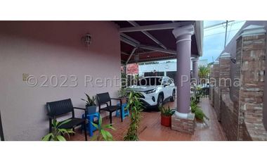 Venta de Casa en Las Cumbres 24-2667