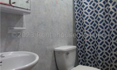 Venta de Casa en Cerro Viento 24-3654