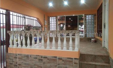 Venta de Casa en Cerro Viento 24-3654