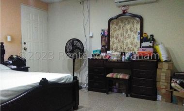 Venta de Casa en Cerro Viento 24-3654