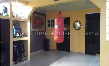 Venta de Casa en Cerro Viento 24-3654