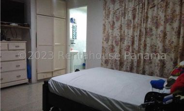 Venta de Casa en Cerro Viento 24-3654