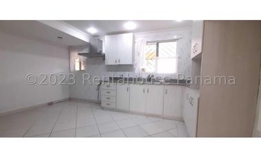Venta de Casa en Villa Zaita 23-6536