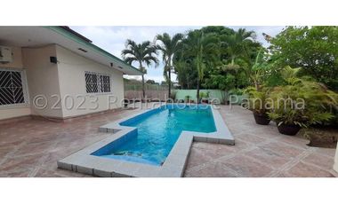 Venta de Casa en Villa Zaita 23-6536