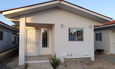 SE ALQUILA CASA EN CHITRE