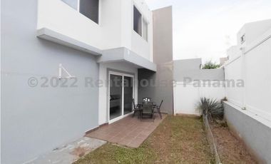 Venta de Casa en Brisas del Golf 24-4529