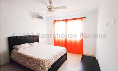 Venta de Casa en Brisas del Golf 24-4529