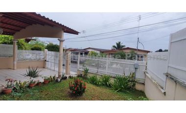 Venta de Casa en Brisas del Golf 23-3200