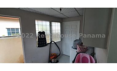 Venta de Casa en Brisas del Golf 23-3200