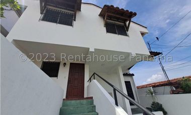 Venta de Casa en Altos de Panama  24-43